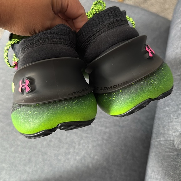 NWOT Under Armour HOVR Phantom 3 Amp Blacl Lime Surge Sneakers Men 9 - Picture 10 of 13